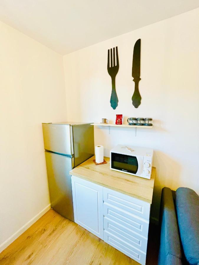 Central Apartment 2, Tirana Buitenkant foto