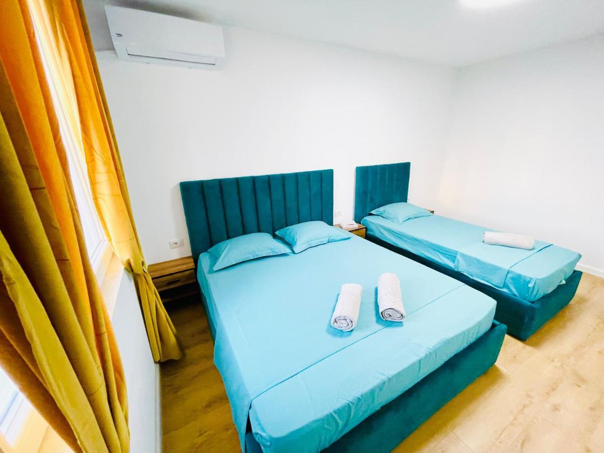 Central Apartment 2, Tirana Buitenkant foto